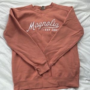 Gorgeous Magnolia sweater size small